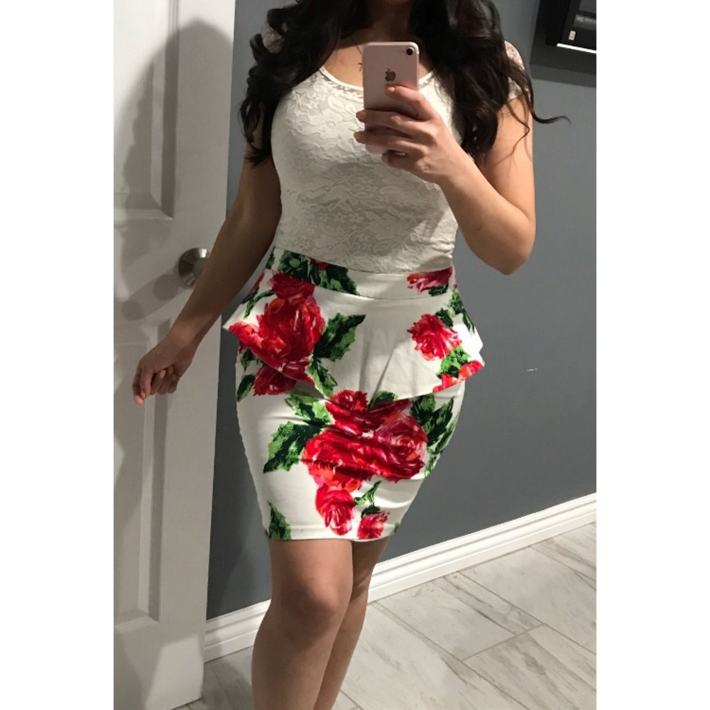 Forever 21 floral peplum pencil skirt small